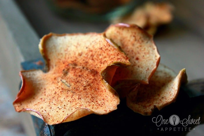 baked apple chips