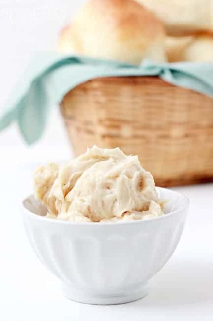 Easy and delicious honey cinnamon butter Easy and delicious honey cinnamon butter