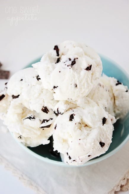 top down image of scoops of ice cream in a blue bowl