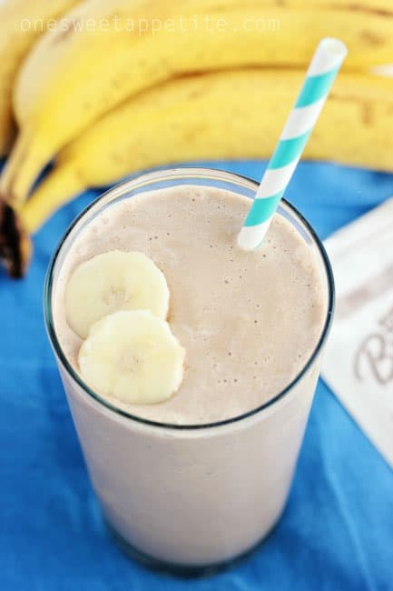 The BEST Smoothie Recipes- Chocolate Peanut Butter smoothie