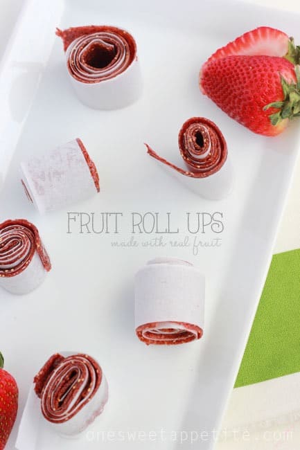 strawberry fruit roll up with real fruit 