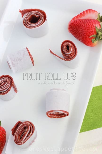 Healthy Homemade Fruit Roll Ups (+ Flavor Guide)