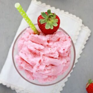 Kid Favorite: Strawberry Smoothie