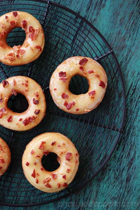 maple bacon donuts