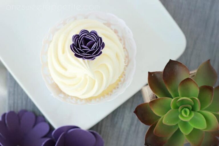 White Chocolate Cupcakes