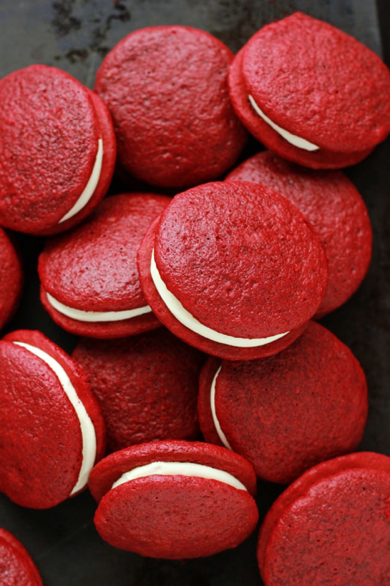 Red Velvet Whoopie Pies- Cake Mix Hack!