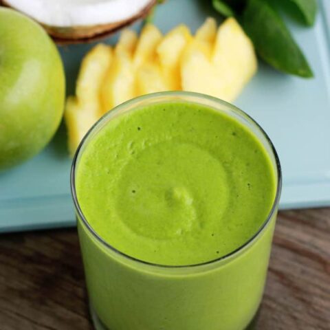 Coconut Pineapple Green Smoothie
