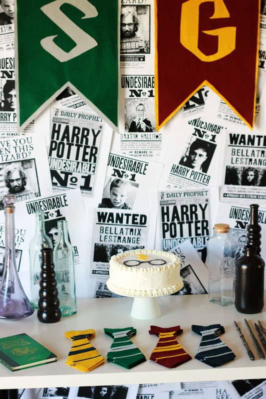 Abuelos visitantes Opinión Goma Simple Harry Potter Party Ideas - One Sweet Appetite