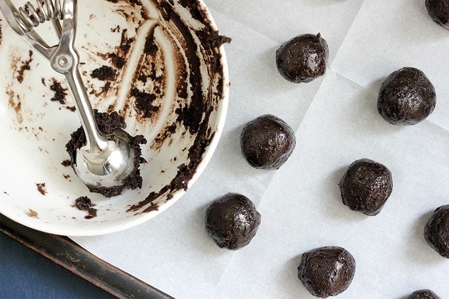 Easy Oreo Truffles