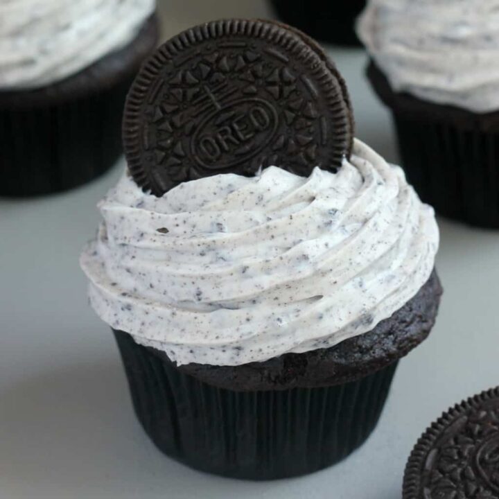 Cookies and Cream Cupcakes