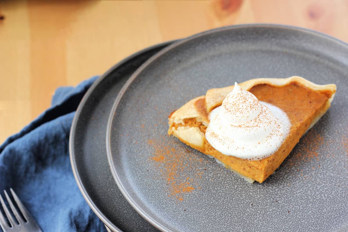 Slow Cooker Pumpkin Pie 