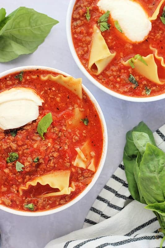 Easy Lasagna Soup Recipe- One Pot Recipe!
