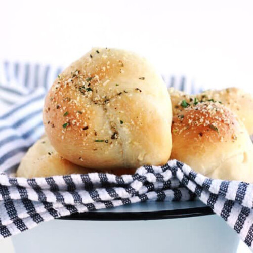 Homemade Garlic Knots Recipe ⬇️ 1 bag pre-made pizza dough - let