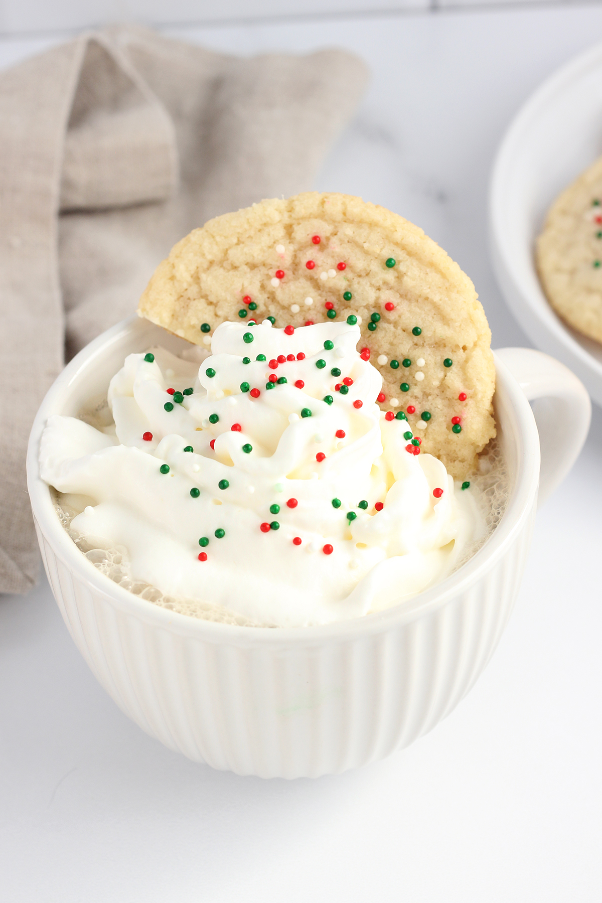 https://onesweetappetite.com/wp-content/uploads/2023/10/Sugar-Cookie-Latte-9.jpg